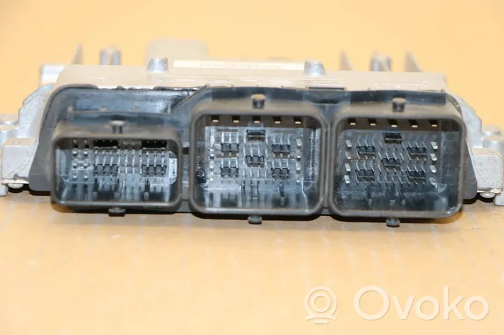 Peugeot 508 Engine control unit/module 9677563880