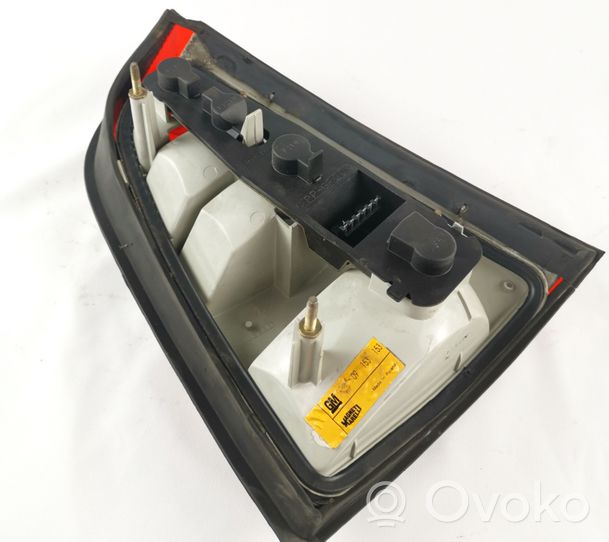 Opel Vectra B Lampa tylna 37650748