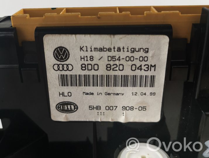 Audi A4 S4 B5 8D Panel klimatyzacji 8D0820043M