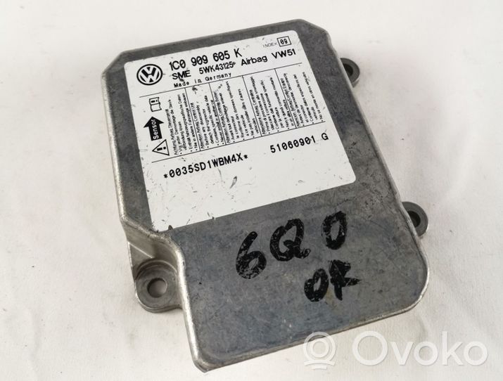 Volkswagen Polo IV 9N3 Airbag control unit/module 1C0909605K