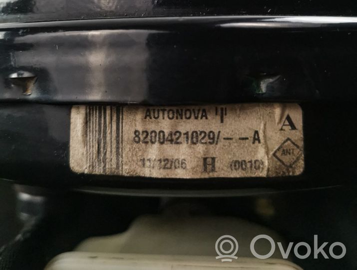 Dacia Logan I Brake booster 8200421029A