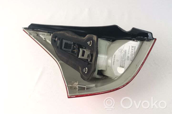 Renault Megane II Luci posteriori 8200417351