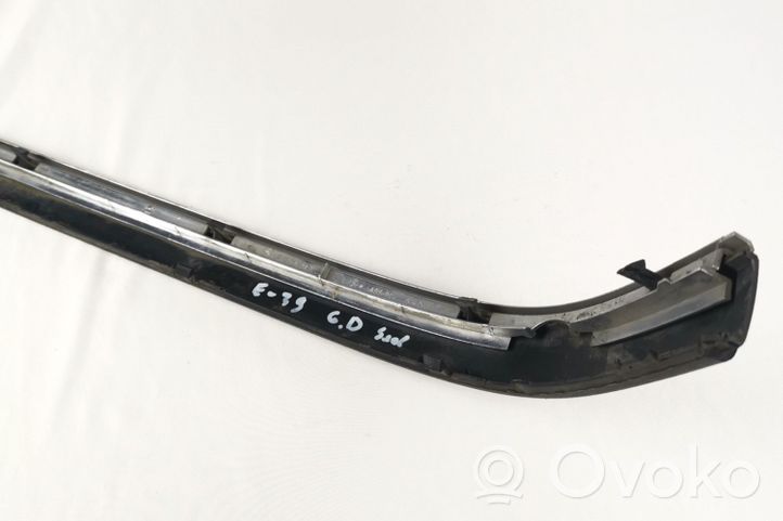 BMW 5 E39 Rear bumper trim bar molding 8184506