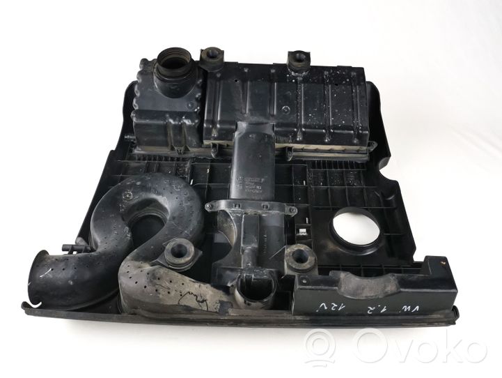 Volkswagen Polo IV 9N3 Copri motore (rivestimento) 03E129607