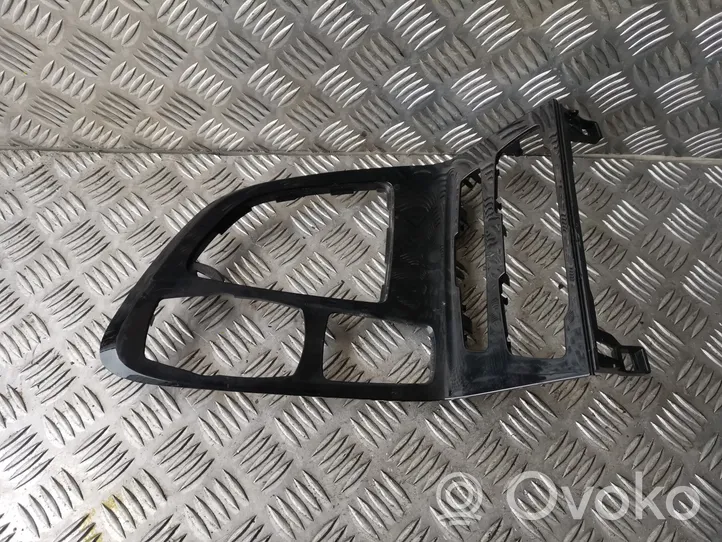 BMW 2 F45 Pavarų perjungimo svirties apdaila (plastikinė) 9287611