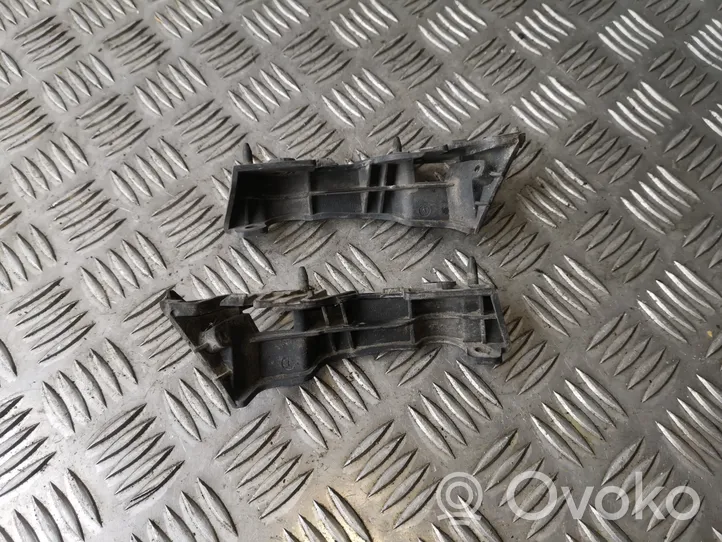 Audi A4 S4 B8 8K Staffa di rinforzo montaggio del paraurti anteriore 8K0807284A