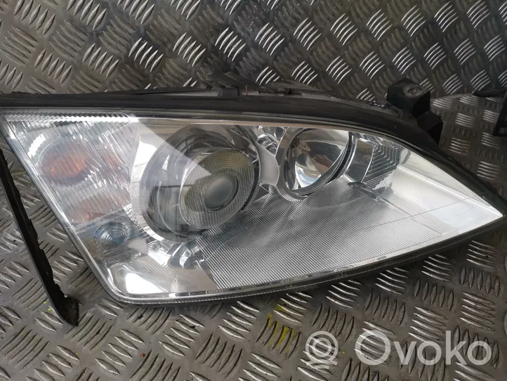 Ford Mondeo Mk III Lampy przednie / Komplet 0301174271