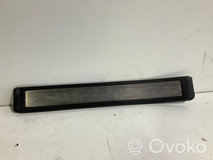 Mercedes-Benz E W211 Rivestimento posteriore minigonna laterale A2116805735