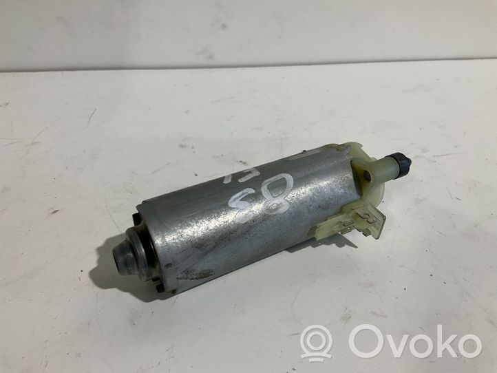 Mercedes-Benz E W211 Motorino di regolazione del sedile 0130002623