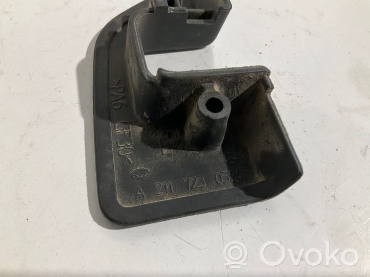 Mercedes-Benz E W211 Altro elemento di rivestimento della portiera posteriore A2117230524