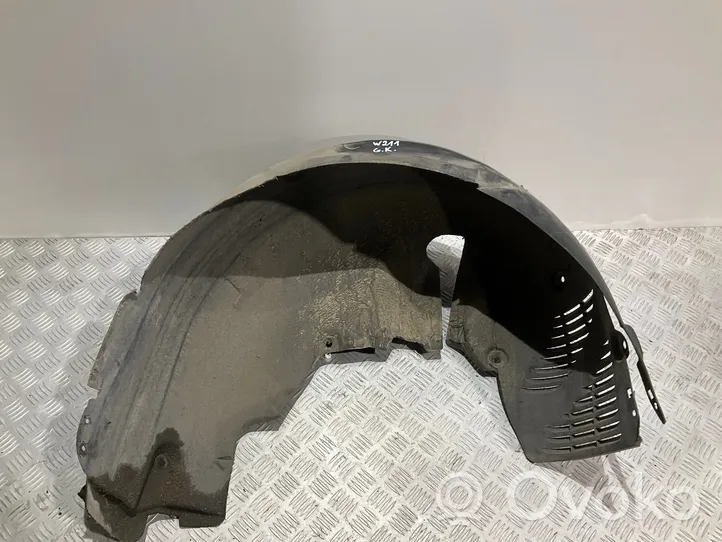 Mercedes-Benz E W211 Rivestimento paraspruzzi parafango posteriore A2116901730