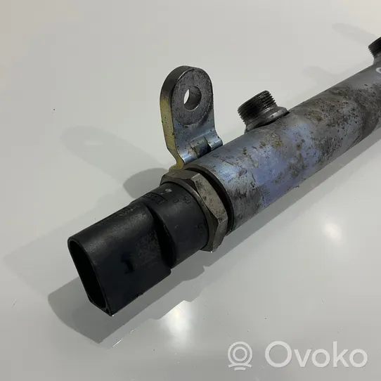 Mercedes-Benz E W211 Fuel main line pipe A6420700695