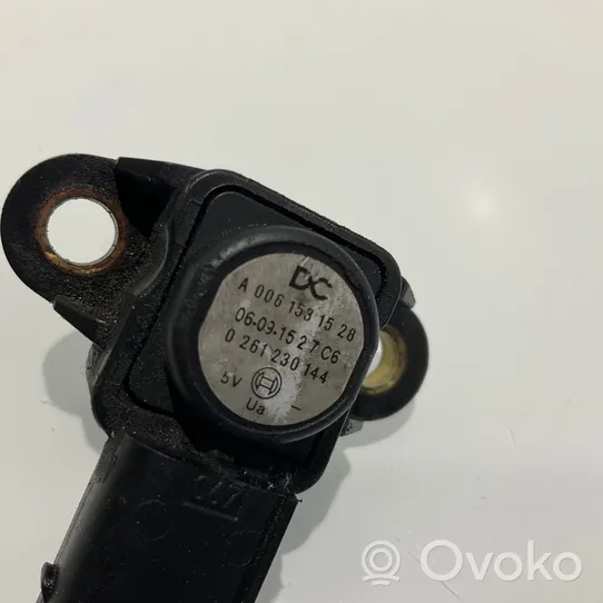 Mercedes-Benz E W211 Sensore di pressione A0061531528