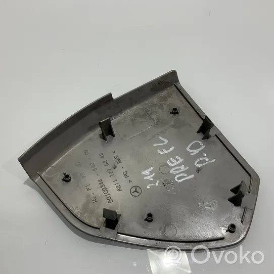 Mercedes-Benz E W211 Altro elemento di rivestimento della portiera anteriore A2117270248