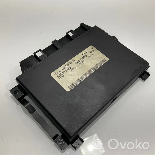 Mercedes-Benz E W211 Module de contrôle de boîte de vitesses ECU A0305452332