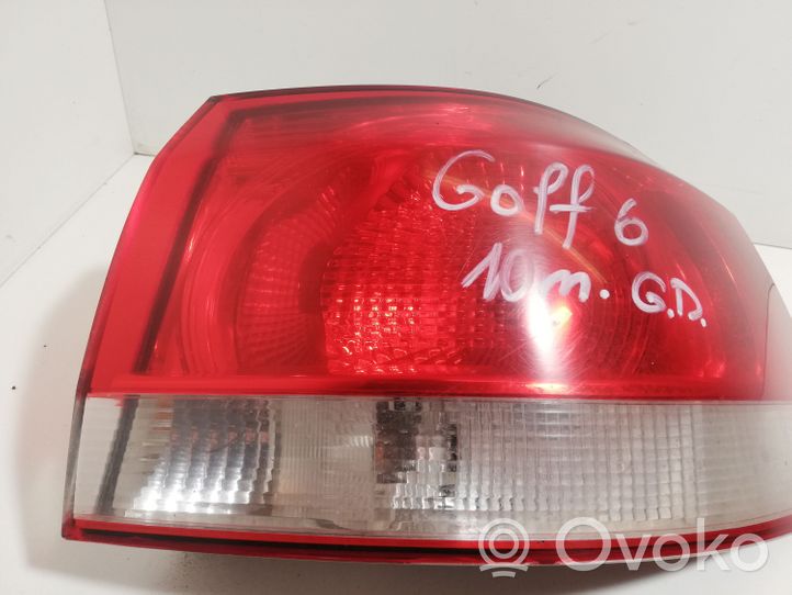 Volkswagen Golf VI Lampa tylna 5K0945112