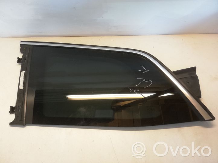 Mercedes-Benz GL X166 Fenêtre latérale avant / vitre triangulaire A1666700150