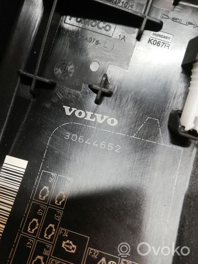 Volvo XC60 Set scatola dei fusibili 30644652