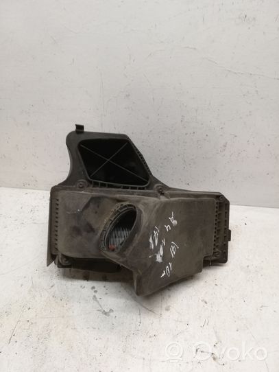 Audi A4 S4 B8 8K Boîtier de filtre à air 8K0133837AB