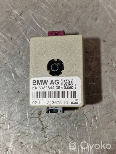 BMW X6 E71 Antenas pastiprinātājs 21367510
