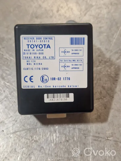 Toyota Corolla Verso AR10 Oven ohjainlaite/moduuli 897410F010