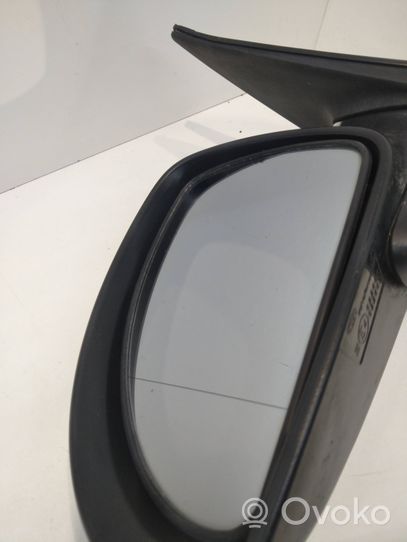 KIA Ceed Specchietto retrovisore elettrico portiera anteriore E4022609