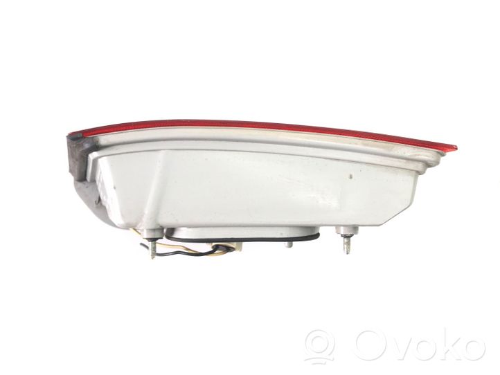 Chevrolet Epica Lampy tylnej klapy bagażnika SAER06DOT