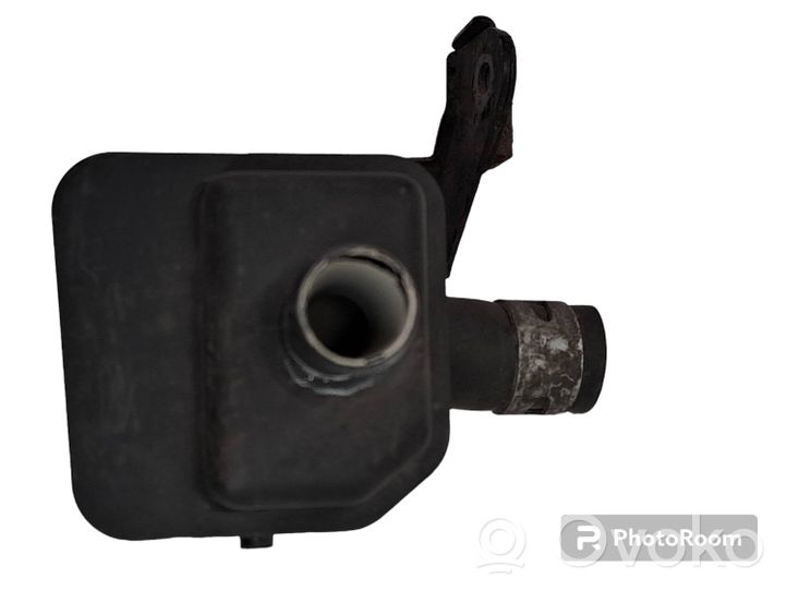 Mazda Xedos 6 Vase d'expansion / réservoir de liquide de refroidissement K8171535XD