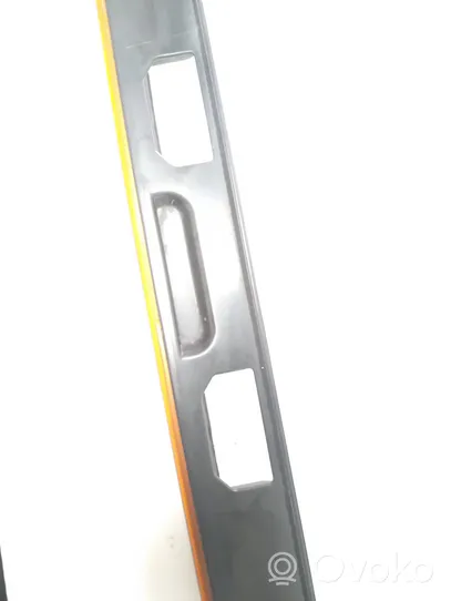 Mitsubishi Galant Listwa oświetlenie tylnej tablicy rejestracyjnej MB5942603