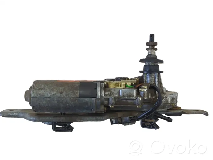 Volkswagen Golf III Moteur d'essuie-glace arrière 0390201516