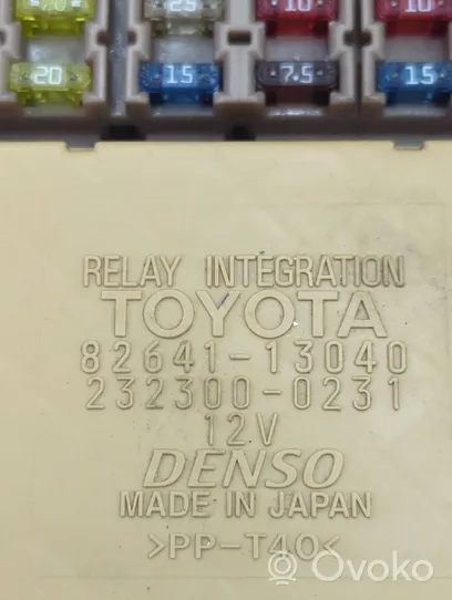 Toyota Corolla Verso E121 Altre centraline/moduli 8264113040