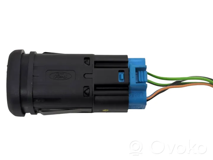 Ford Focus Seat heating switch D3L0A