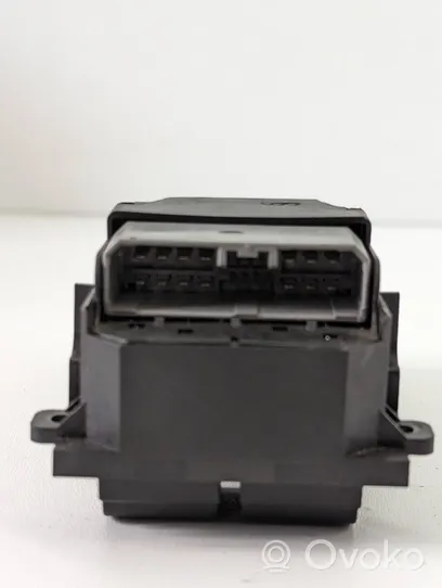 Honda CR-V Electric window control switch M34938