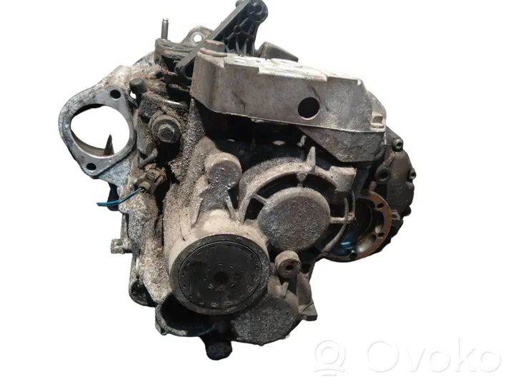 Volkswagen PASSAT B6 Manual 6 speed gearbox KDN