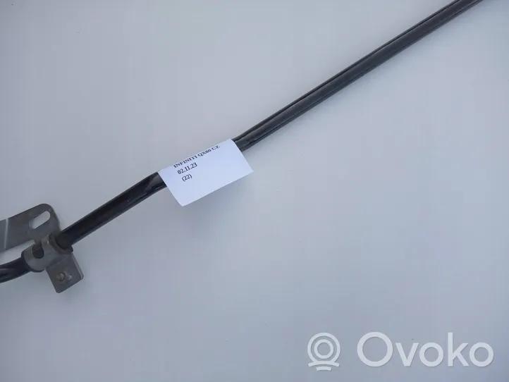 Infiniti QX80 Oro kondicionieriaus vamzdelis (-ai)/ žarna (-os) 