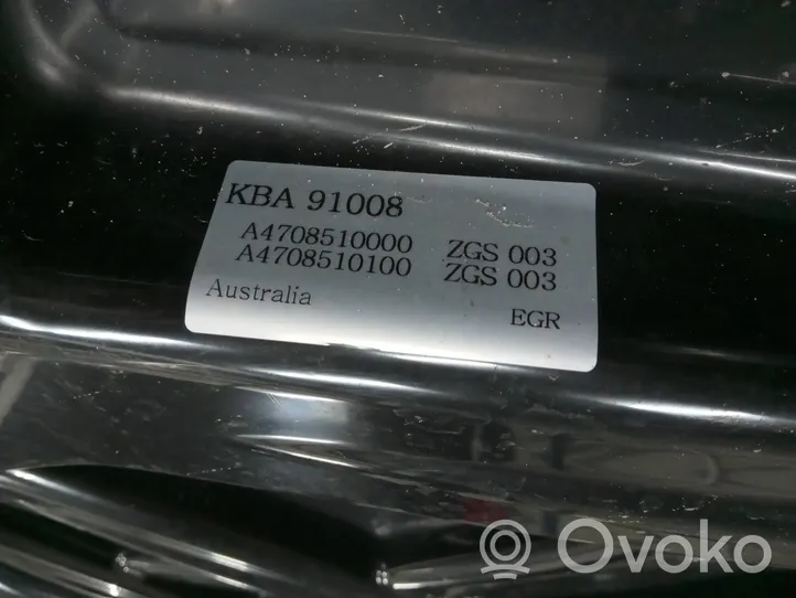 Mercedes-Benz W470 Górna pokrywa bagażnika A4708510000