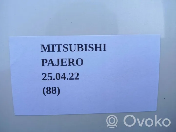 Mitsubishi Pajero Sport II Muu ulkopuolen osa 7407A147