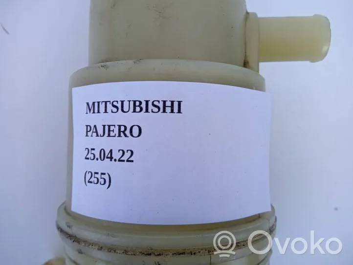 Mitsubishi Pajero Sport II Serbatoio/vaschetta del liquido del servosterzo PA6-GF15