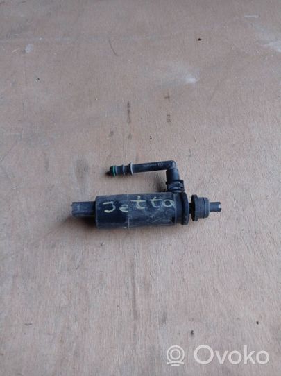 Volkswagen Jetta VI Headlight washer spray nozzle 3B7955681