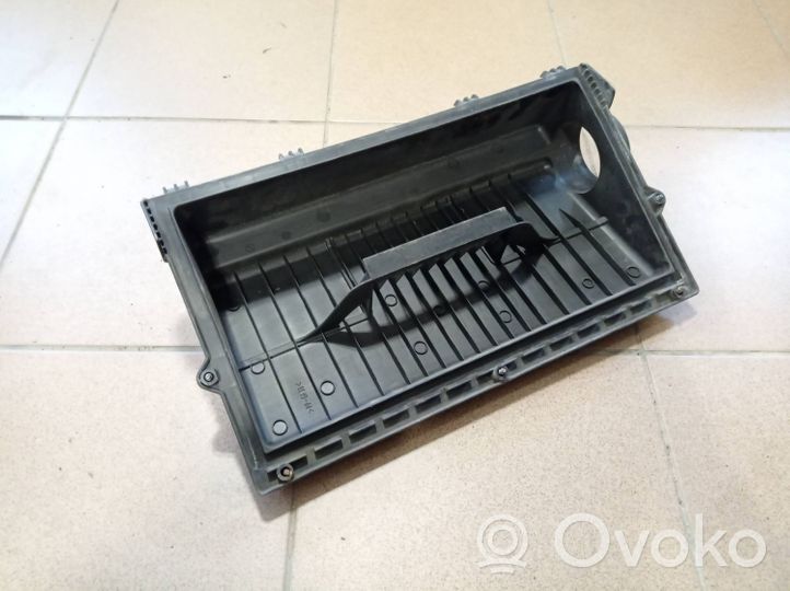 Mercedes-Benz Vito Viano W639 Deckel Innenraumfilter A6395282506