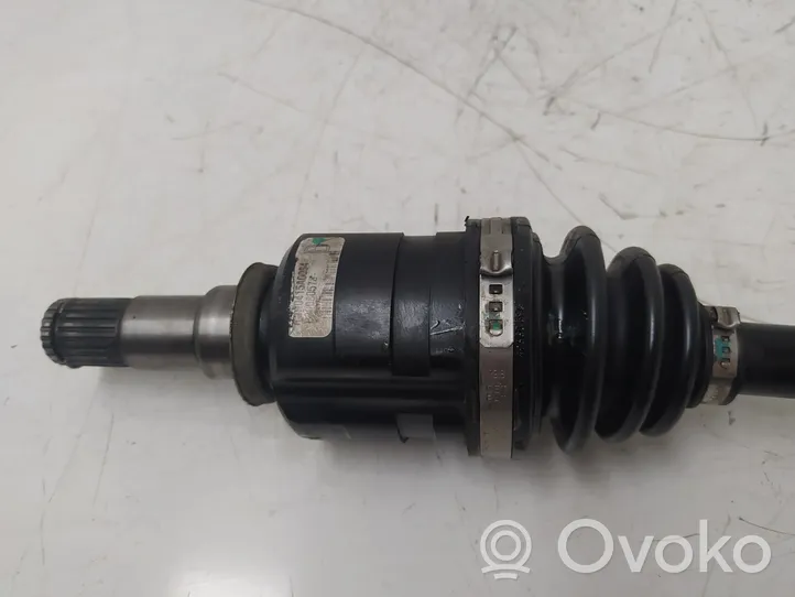 Toyota Yaris Передняя полуось P26080578