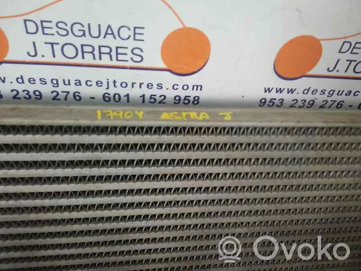 Opel Astra J Chłodnica powietrza doładowującego / Intercooler 1302144