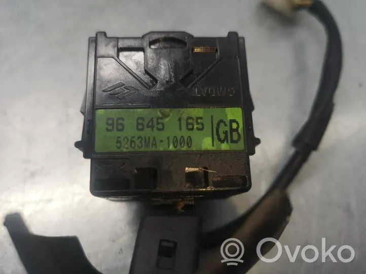 Chevrolet Epica Indicator stalk 96645165