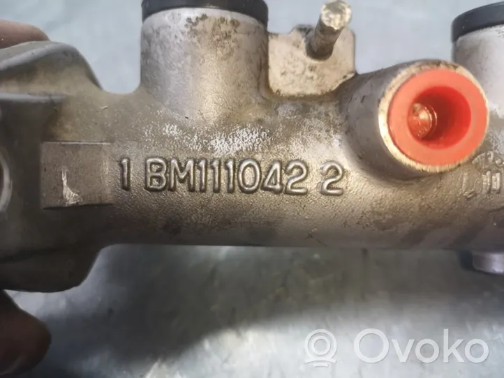 Hyundai Trajet Master brake cylinder 1BM111042