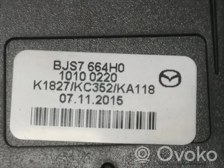 Mazda 3 II Muut kytkimet/nupit/vaihtimet BJS7664H0