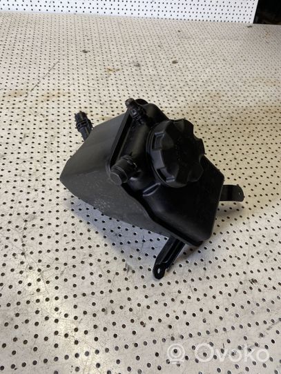 BMW 5 E60 E61 Vase d'expansion / réservoir de liquide de refroidissement 17137521189