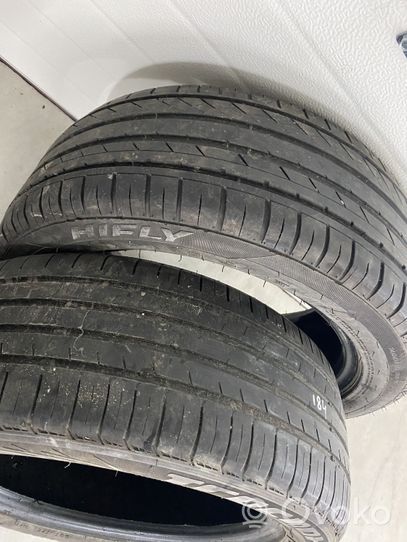 Volkswagen PASSAT B5.5 R15 summer tire 19550R15