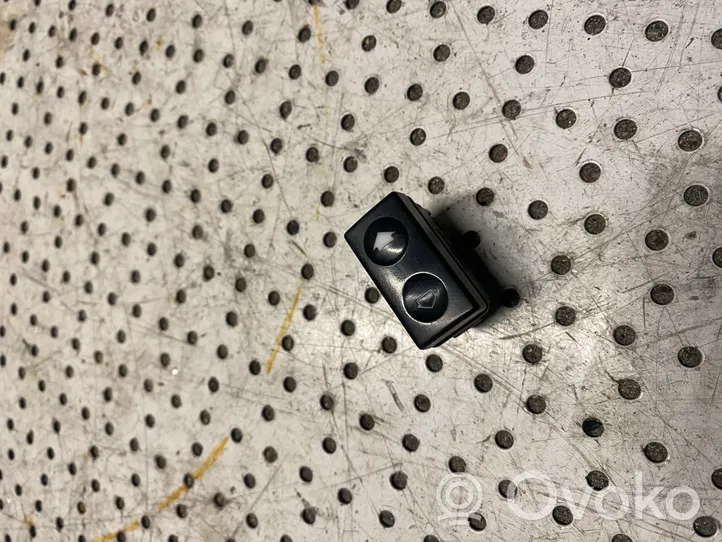 Microcar Due First Interrupteur commade lève-vitre 