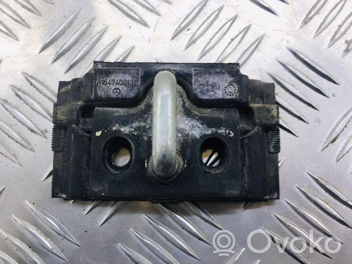 Mercedes-Benz R W251 Loading door lock loop/hook striker A1647400132