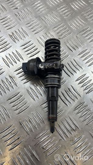 Volkswagen Transporter - Caravelle T5 Fuel injector 07Z130073